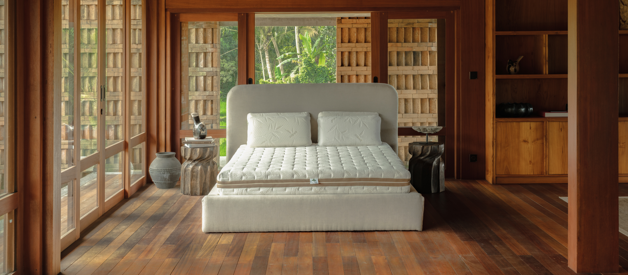 How to Choose a Bed Frame That Supports a Latex Mattress