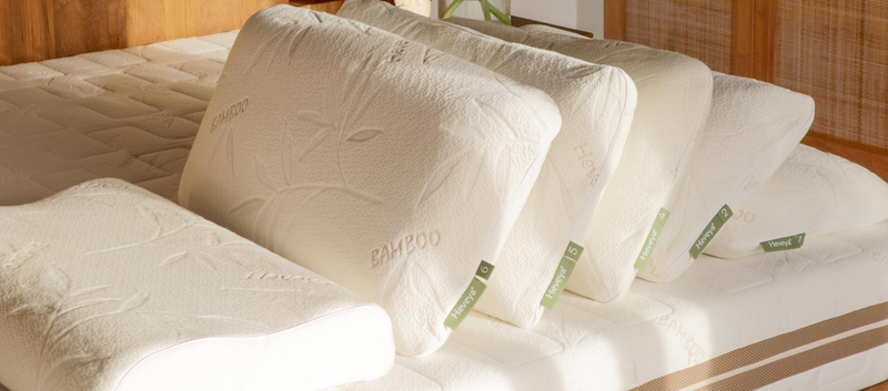 Is Your Pillow Helping or Hurting? The Correct Way to Sleep