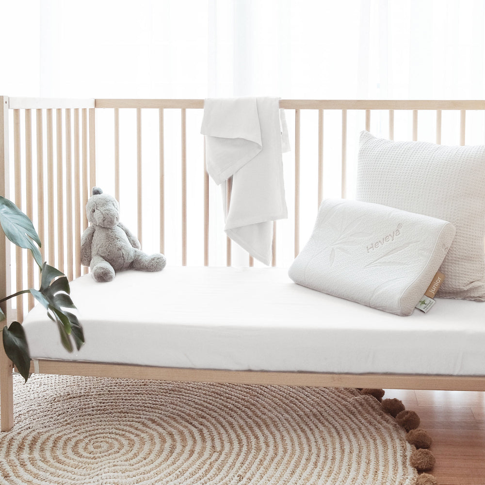 Heveya® Junior Bamboo Cotton Cot Fitted Sheet