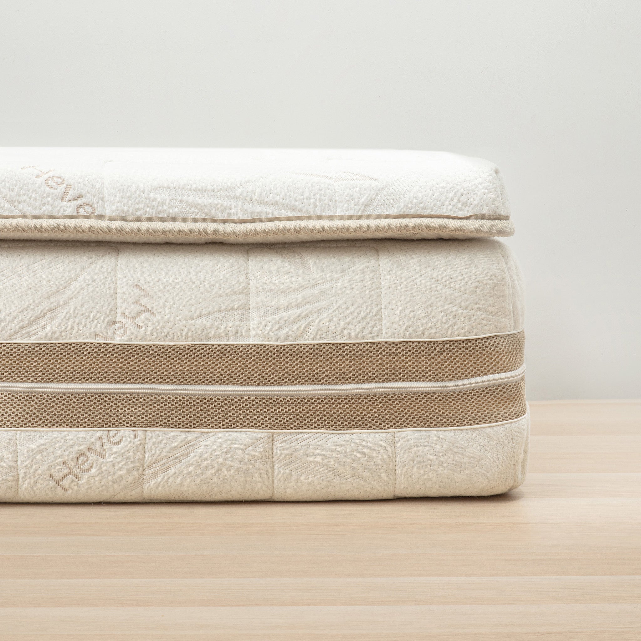 100% Comfort Organic Latex Mattress III | Heveya® Singapore
